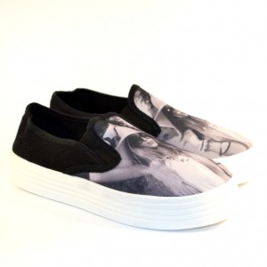 �������� ��������� ������� - ������ ���� � ����� Vans � �������� �������� �����