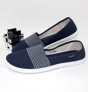 ����������� ������� - ������ ���� � ����� Vans � �������� �������� �����